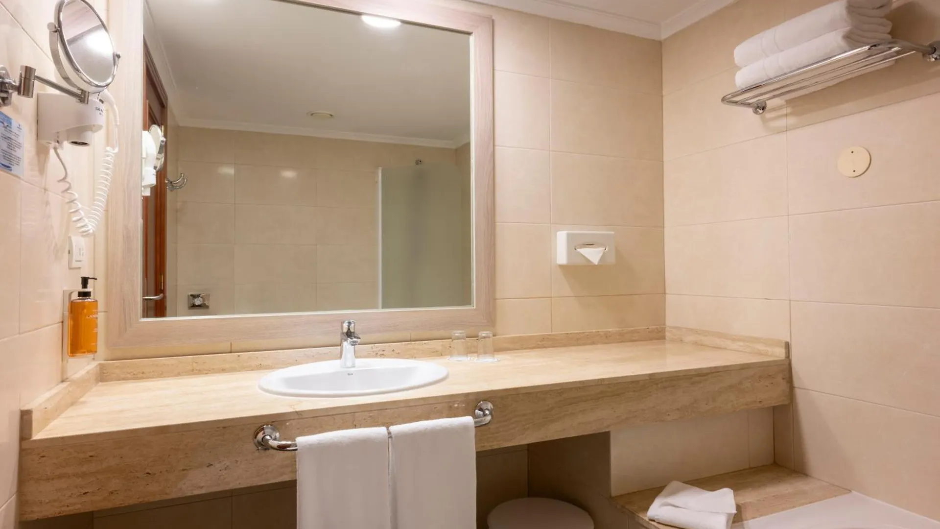 Hotel Landmar Costa Los Gigantes Family Resort Puerto de Santiago