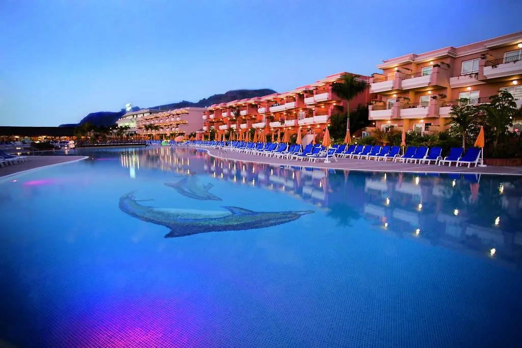 Landmar Costa Los Gigantes Family Resort Puerto de Santiago  4*, Puerto de Santiago (Tenerife)